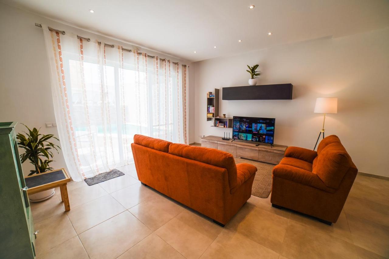 Narcisone Holiday Home Kercem Екстер'єр фото
